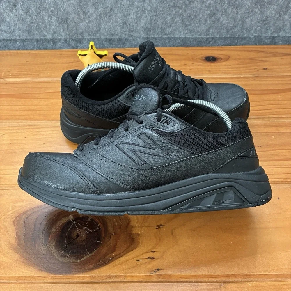 New Balance 928v3 Womens Size‎ 11 D (Wide) Black Walking Running Sneakers Shoes